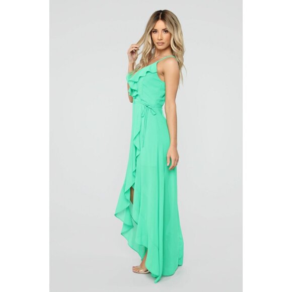 GREEN MAXI DRESS //  FASHION NOVA - Picture 3 of 3